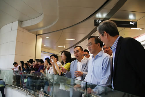 W020190418420597862185 W020190418420597862185